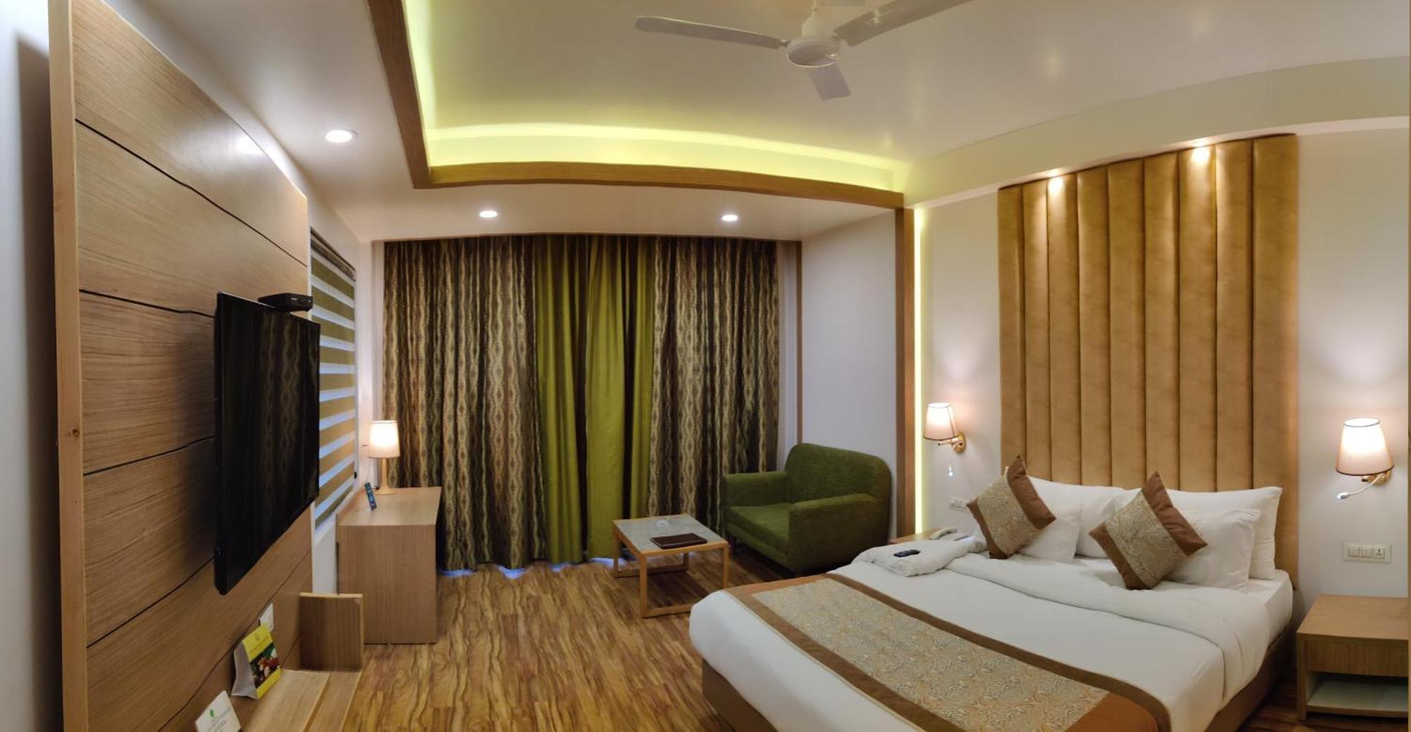 The Orchard Greens Resort - A Centrally Heated Property Manāli Zewnętrze zdjęcie