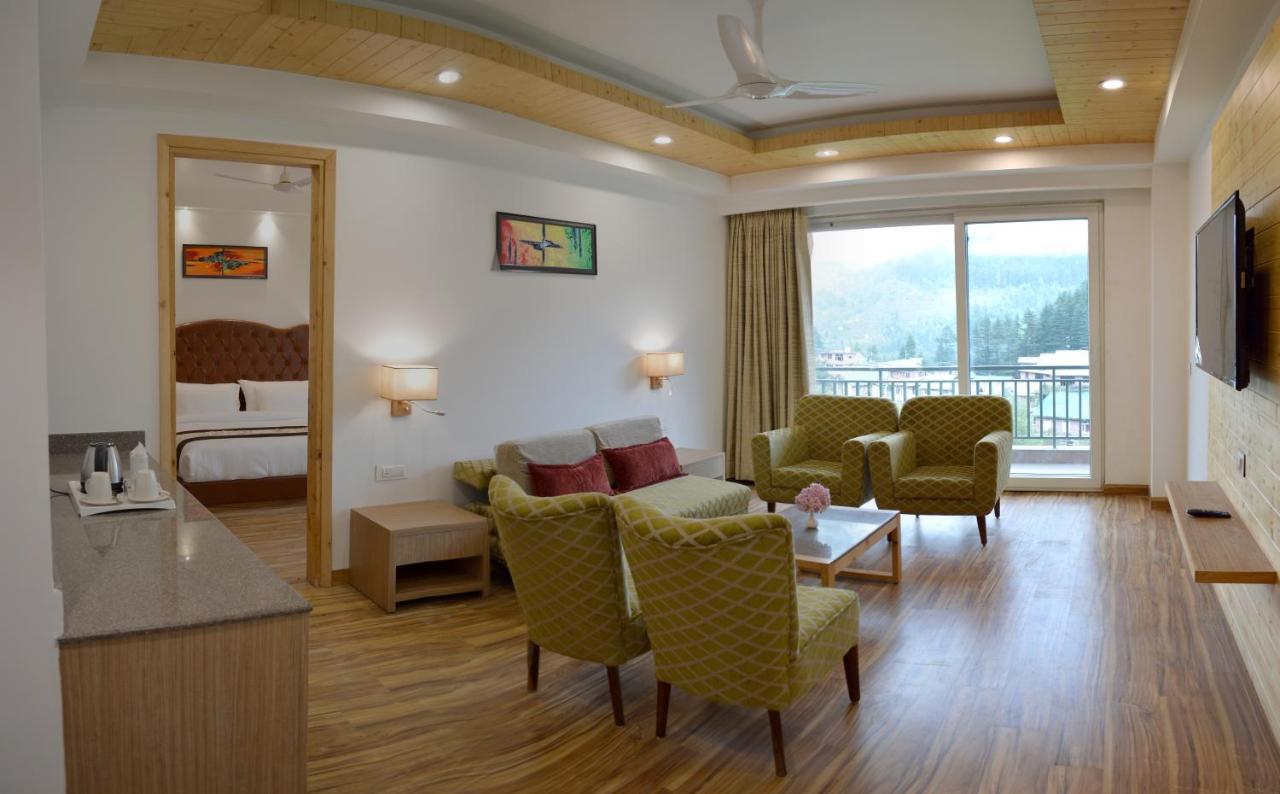 The Orchard Greens Resort - A Centrally Heated Property Manāli Zewnętrze zdjęcie
