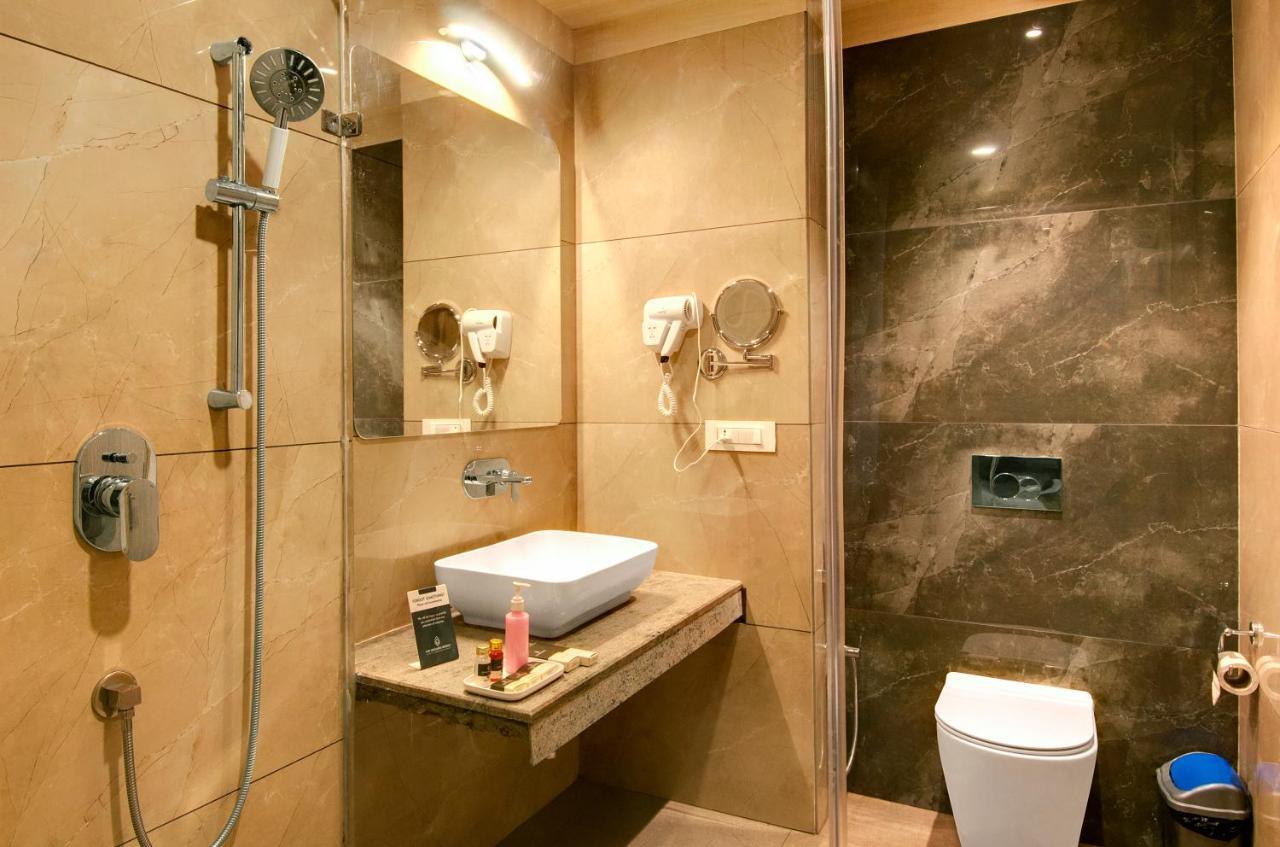 The Orchard Greens Resort - A Centrally Heated Property Manāli Zewnętrze zdjęcie